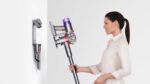 V8 Advanced Cordless Vacuum Cleaner, 130 AW, up to 40 min runtime, De-tangling Motorbar, removes Pet hair, cordless handheld - Image 2
