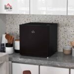 Freezer with 35 Litre Capacity, Small Freezer with Reversible Door - Image 2