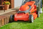 380R Electric Rotary Lawn Mower – 38 cm Cutting Width, 45 Litre Grass Box, Close Edge Cutting, Rear Roller, Central Height Adjust, Space Saving Storage Features - Image 4