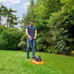 BLACK+DECKER Electric Hover Mower with 30cm Deck, 1200W, Corded, Compact, Lightweight, BEMWH551-GB - Image 4
