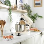 Salter Retro Cream Stand Mixer – 5L Electric Food Kitchen Mixer, Stainless Steel Removable Mixing Bowl, Accessories Included, Dough Hook, Wire Whisk, Beater, 8 Speed Settings &… - Image 4